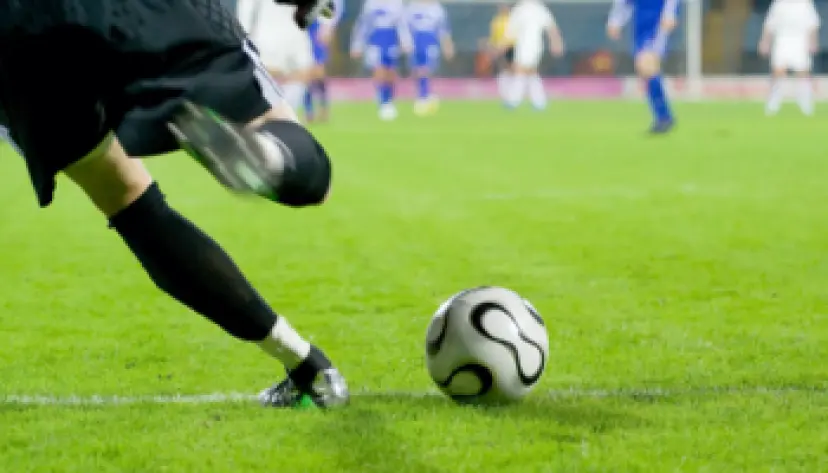 Quels clubs ont vendu des joueurs avec une perte énorme ?