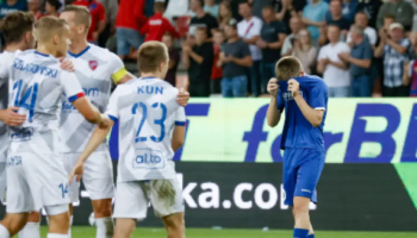 a Gantoise vs. Rakow, Europa Conférence League, pronostics football